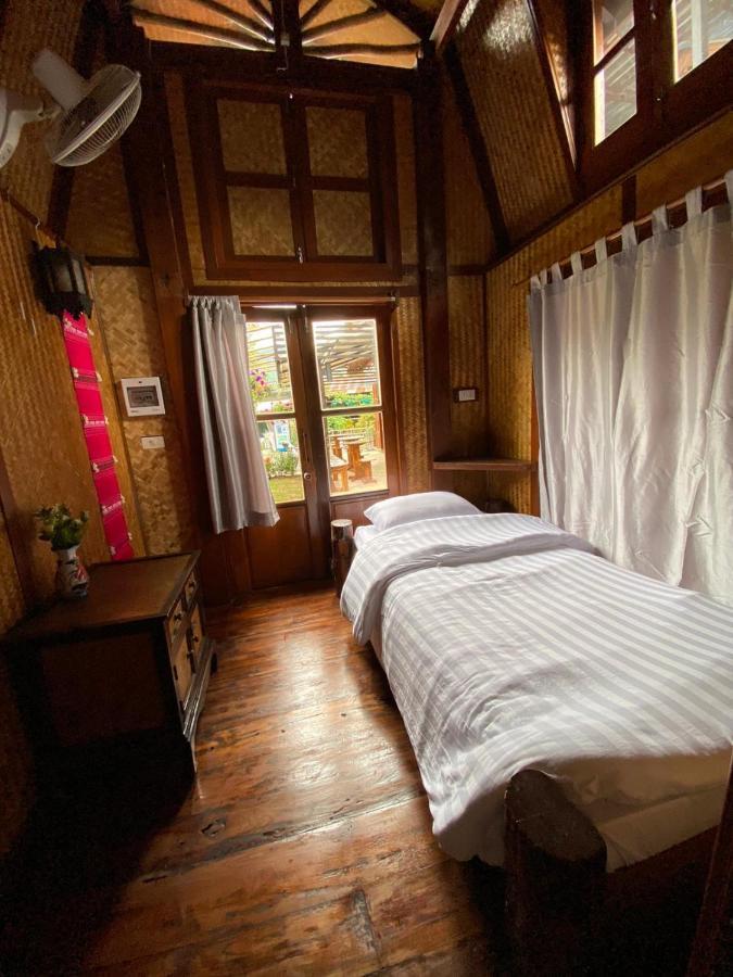 No. 8 Pai Bed and Breakfast Eksteriør billede